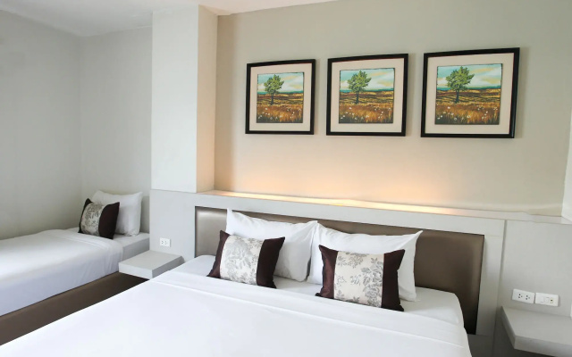 Must Sea Hotel Kata
