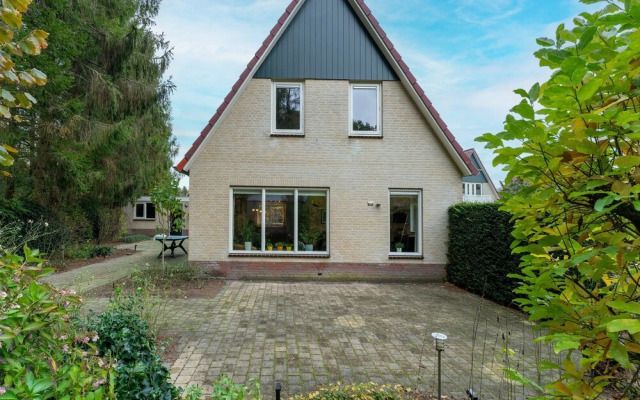 Free Holiday Home With big Garden