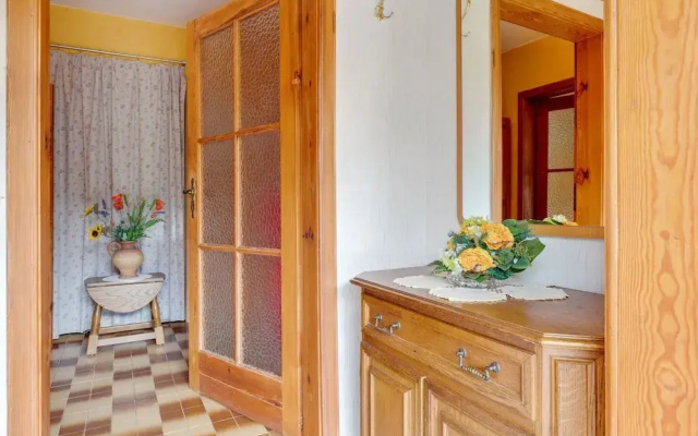 Cozy Apartment near Sea in Warin