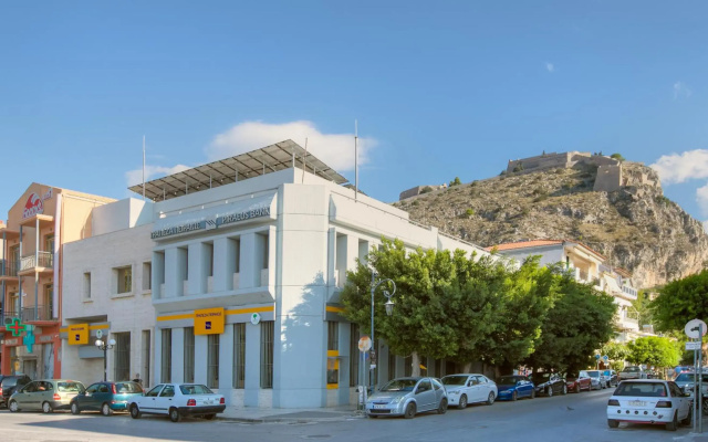 City apartment with private parking