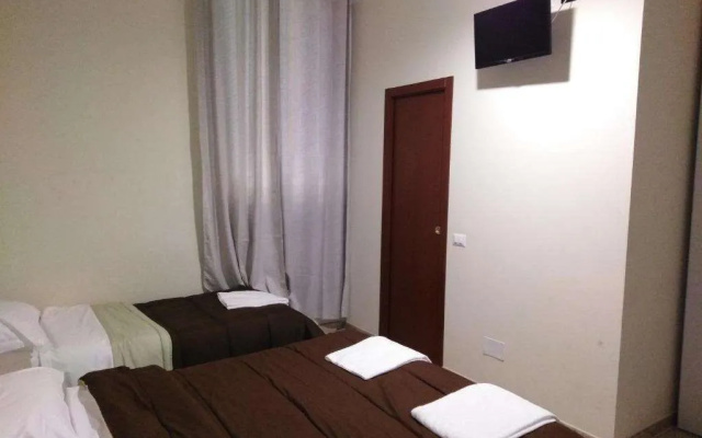 Emmy Hotel