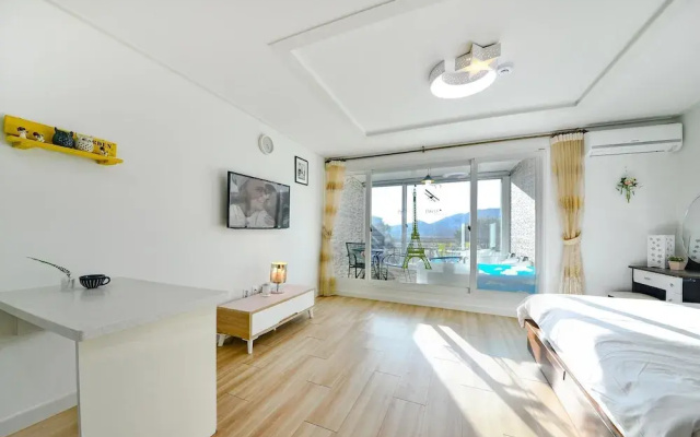 Ganghwado Noeul Spa Pension