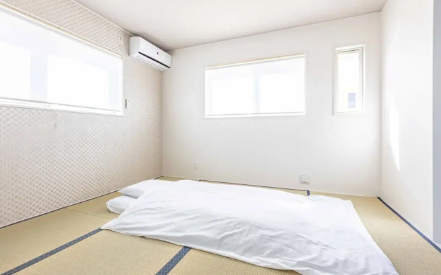 Nanki shirahama Venus