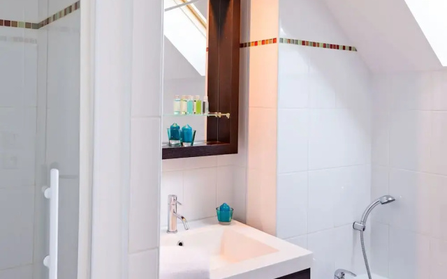 Beautiful Vacation Home Near a Breton Oyster Fishing Village
