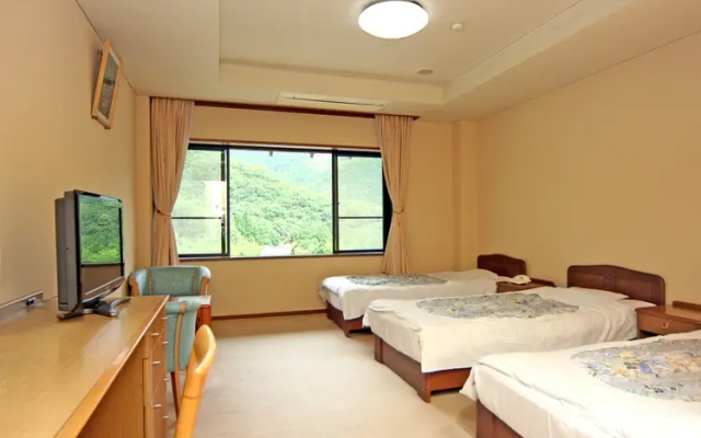 Tsurunoyu Onsen