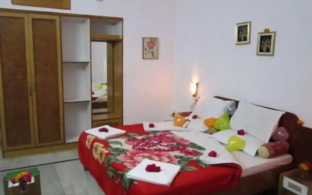 Hotel Surya
