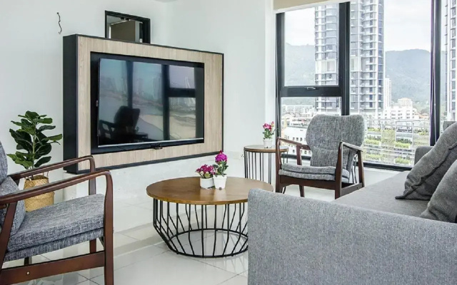 Rumahku Gurney with 270 degree Sea View