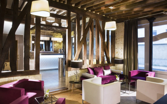 Hotel Jacques de Molay