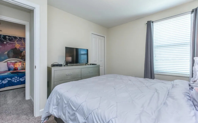 Champions Gate Exec Villas- 1512maid