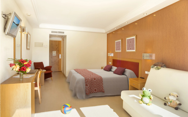 Отель HSM Atlantic Park Hotel