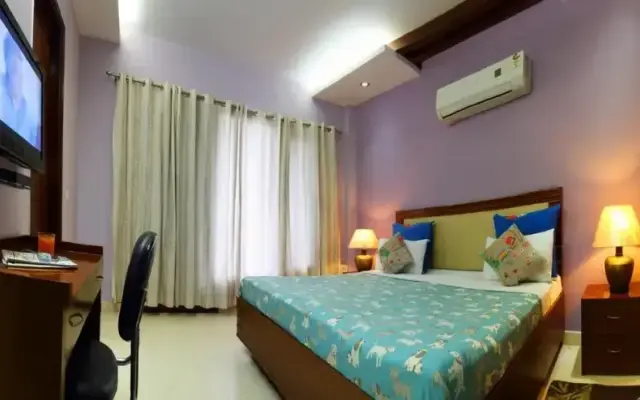 Perch Grove- Service Apartment