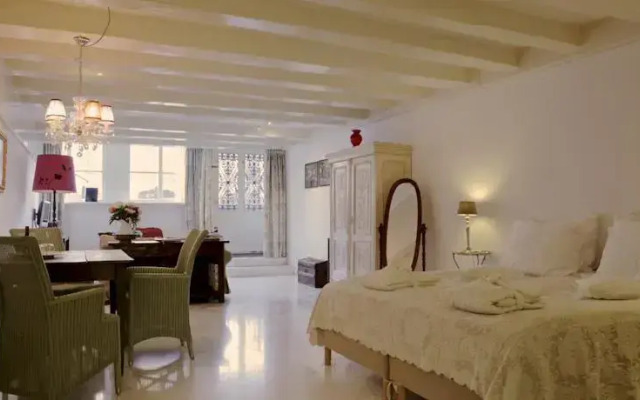 Bed & Kitchen Amsterdam
