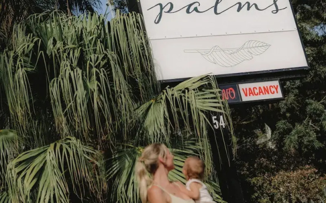 Nelson Palms Motel