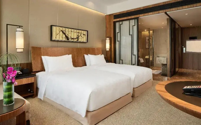 HUALUXE Ningbo Harbor City by IHG