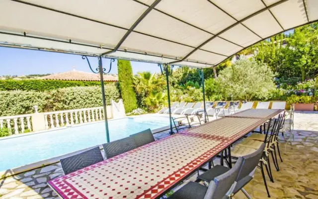 Grande Villa Récente à Sainte Maxime - Golfe de Saint Tropez