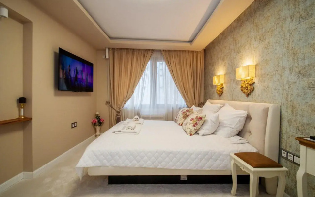 Paradise Center Apartment 1
