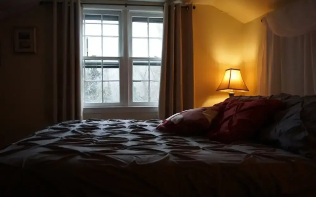 Ledge House Bed & Breakfast