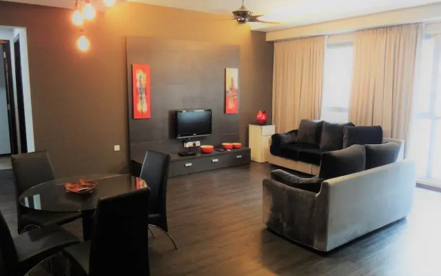 Pj8 Service Suite 2 Bedrooms Near Train Station