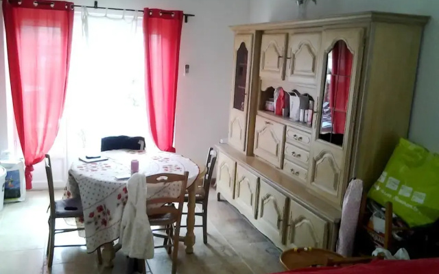 Villa With 3 Bedrooms in Saint-saturnin-lès-apt, With Wonderful Mounta
