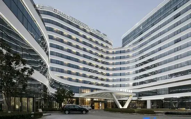 Grand Kingtown S Hotel