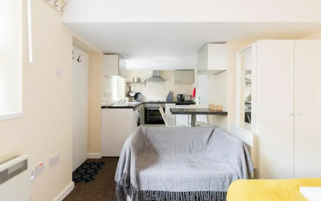 Summerfield Crescent Annex