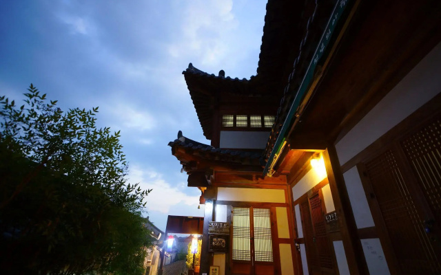 Jeonju Cheonnyeoneui Achim Hanok Pension