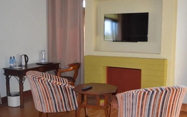 Giraffe Ark Game Lodge