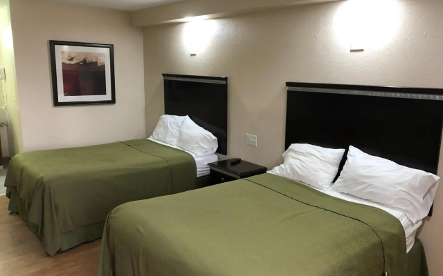 Crossroads Inn