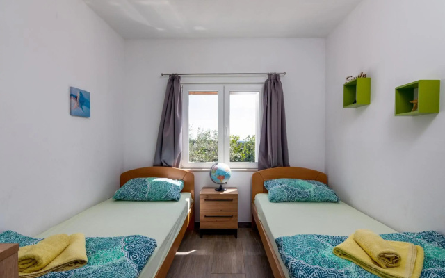 Family friendly house with a swimming pool Pomer, Medulin - 19050