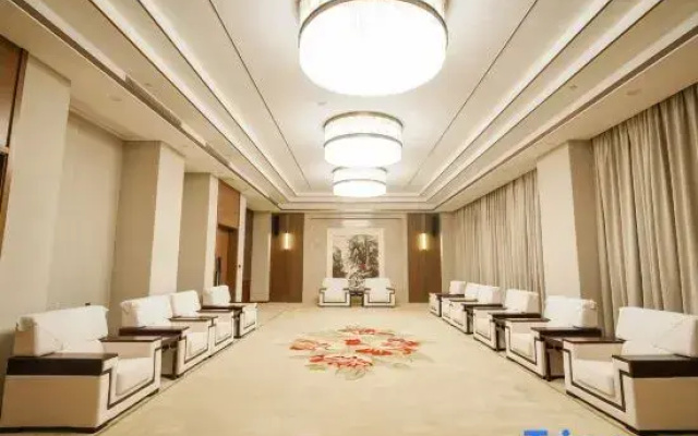 Yuquan Island Hotel
