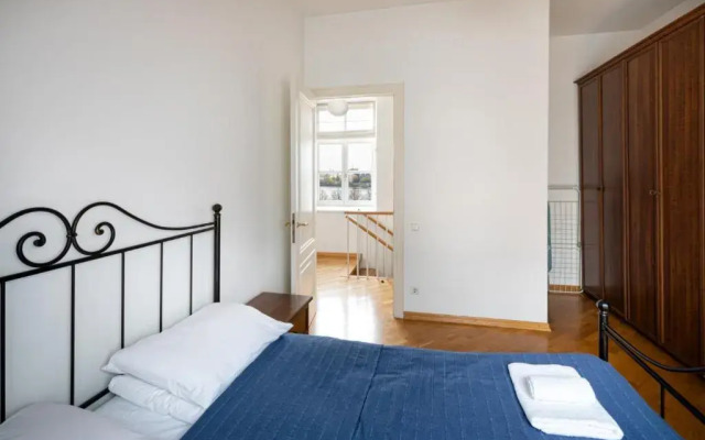 Old Riga Two floor Palasta Loft Apartment with river view