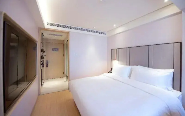 Ji Hotel (Beijing Bai Yun Guan)