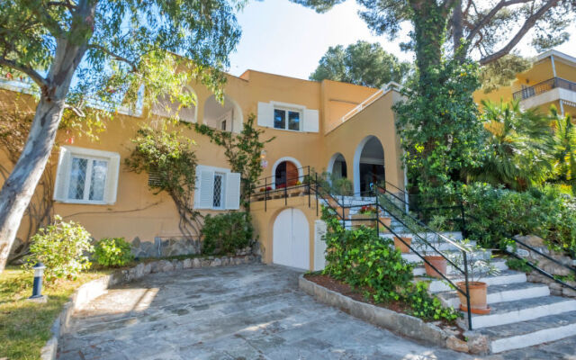 Отель Santa Ponça - Four Bedroom вид на фасад