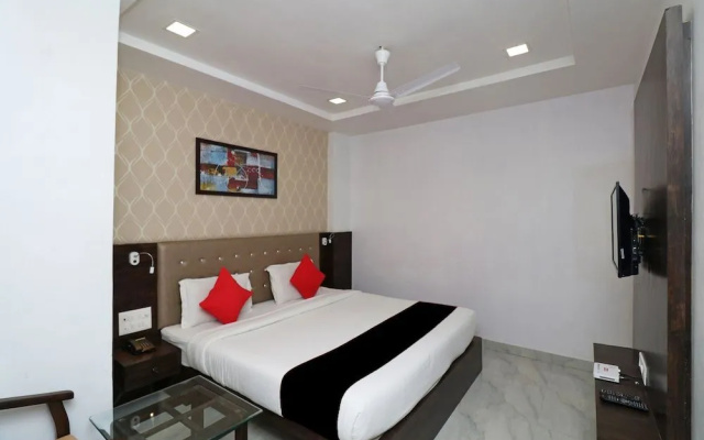 Capital O 23469 Hotel Ss Grandeur