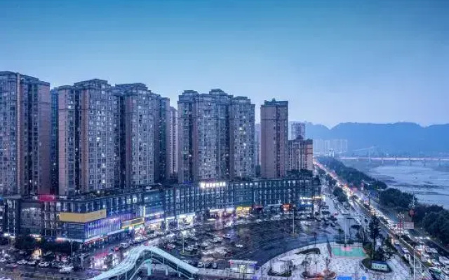 Rezen Select Hotel Yaan