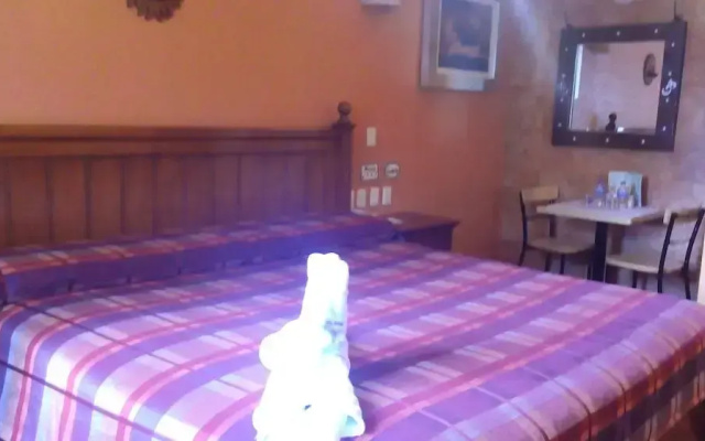 Hotel Real Azteca