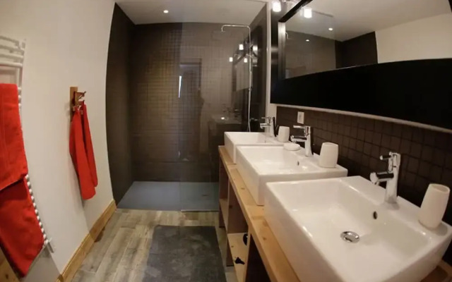 Luxury Chalet in Valloire With Wood Burning Stove and spa