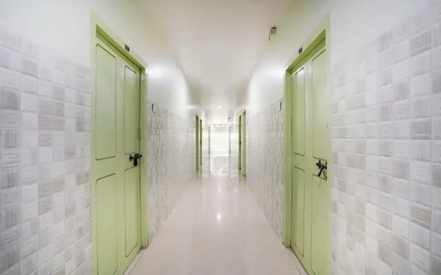 SPOT ON 38697 Hotel Sridhar