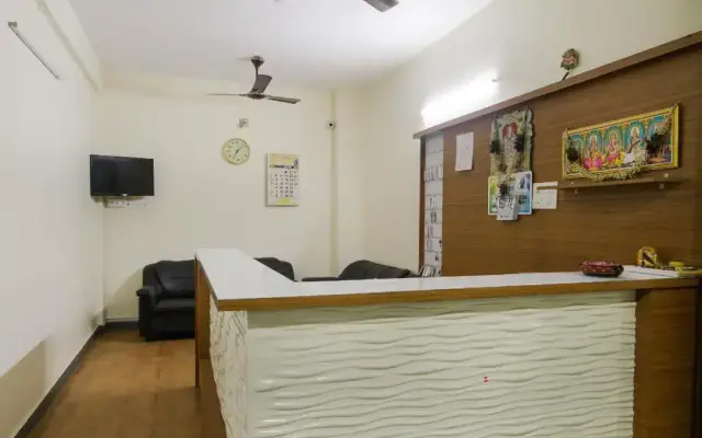 OYO Flagship 70326 Hotel HARI Palace