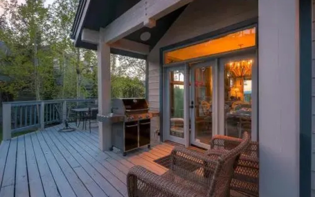 Boulder Ridge Haus