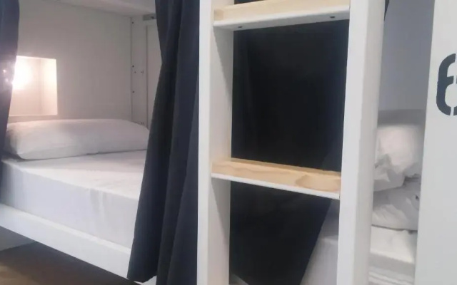 R4Hostel