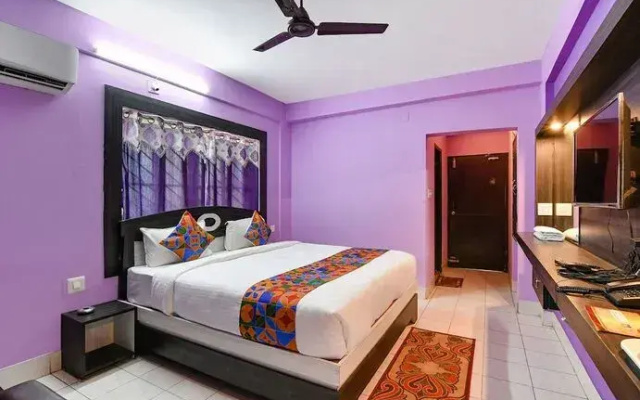 FabHotel Bollywood 2.0 - Nr. Padma Beach