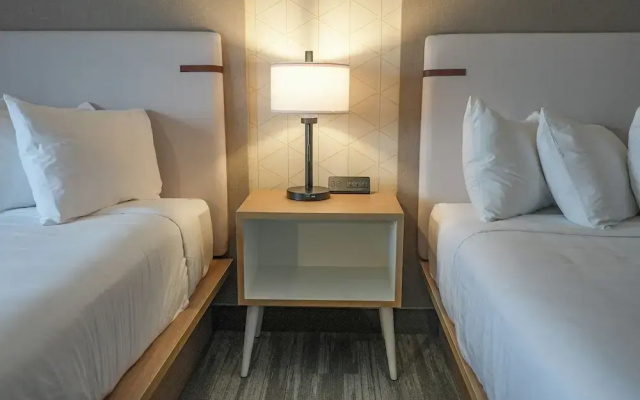 The Boulevard Hotel