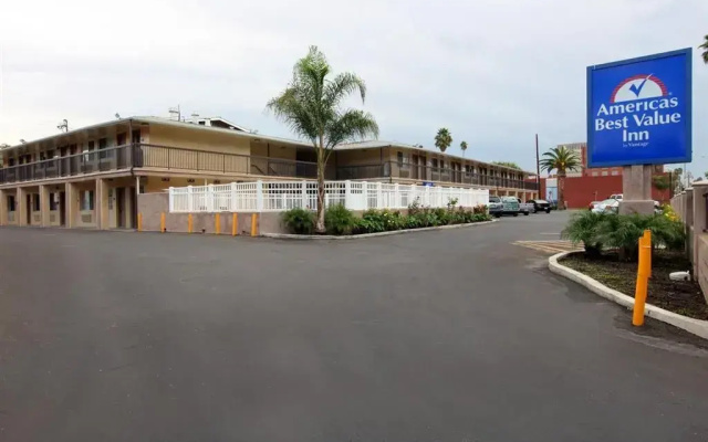 Americas Best Value Inn Riverside