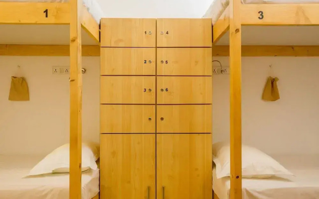 Nap Manor Hostels