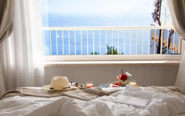 Una Villa - Amalfi Boutique Rooms B&B