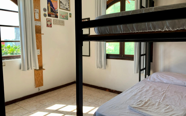 Hostel a Coroa