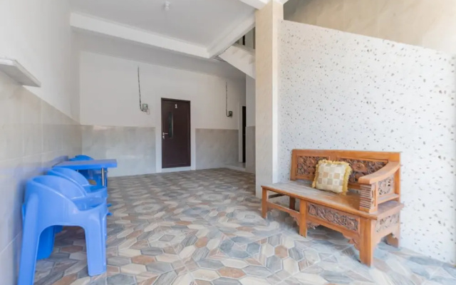 Urbanview Aurel House Cirebon