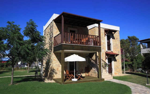 Aktur Cove Apart Hotel