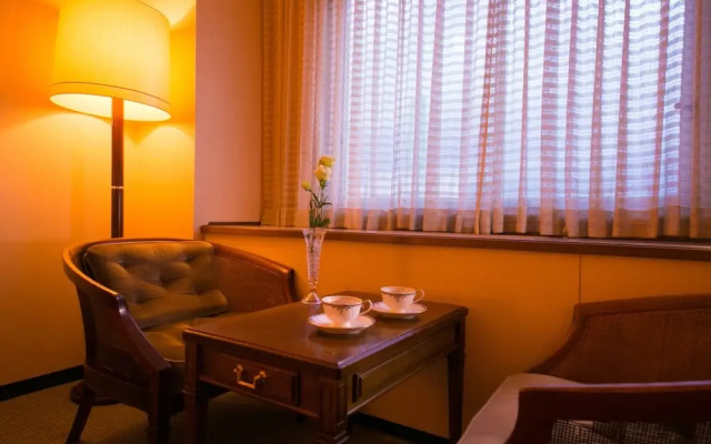 Plaza Hotel Itakura